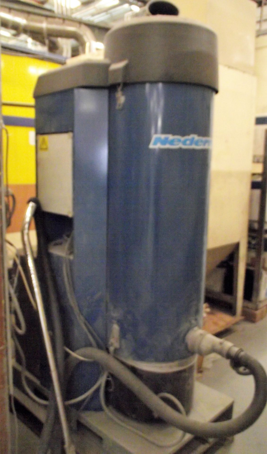 Manual Powder Coating Booth cw Gema Powder Coating Unit & Gun, Dust Extractor & Nedertherm Hoover. - Image 8 of 9