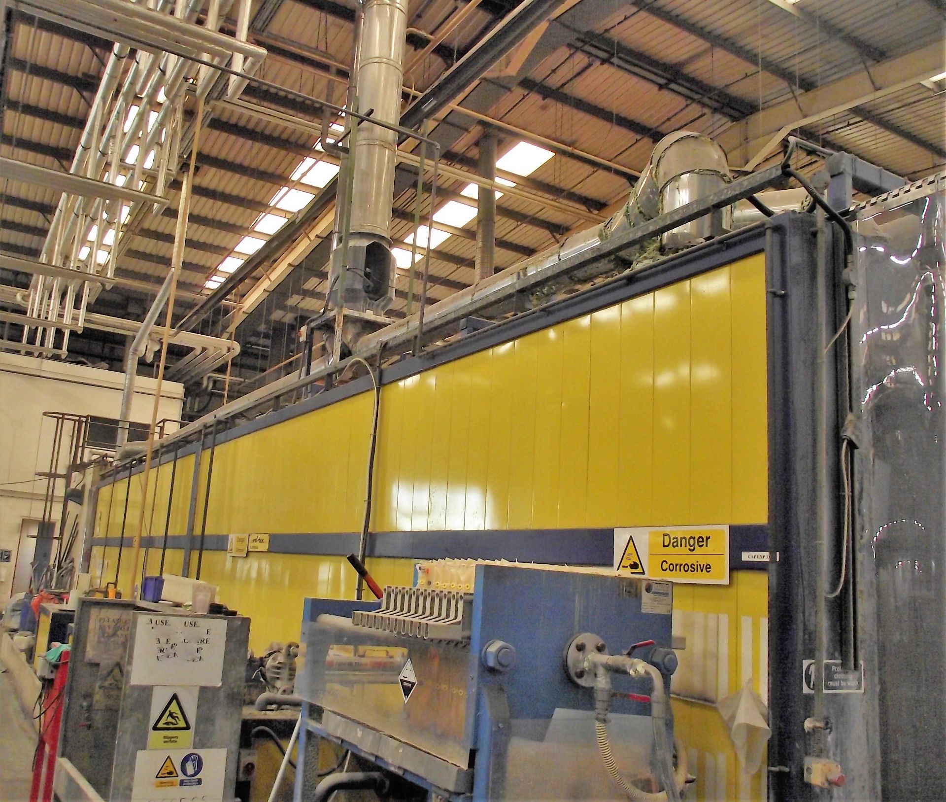 Fully Automated Powder Coating Line cw On Line Chemical "Wet" Pre-treatment Facility. - Image 11 of 18