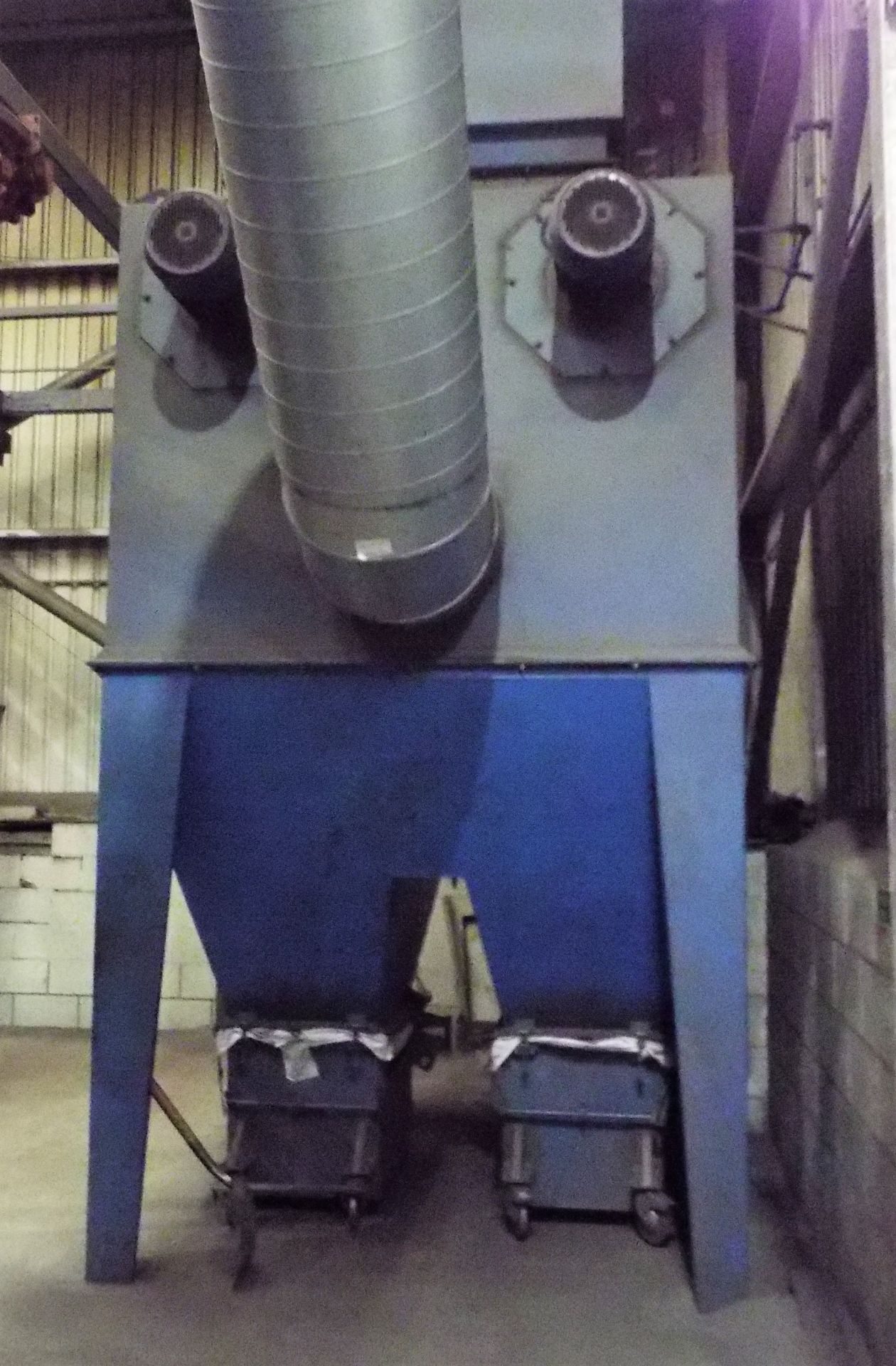 Pangorn/SES Overhead 8 Wheel Shot Blasting Machine cw Reverse Jet Dust Extractor. - Image 6 of 22