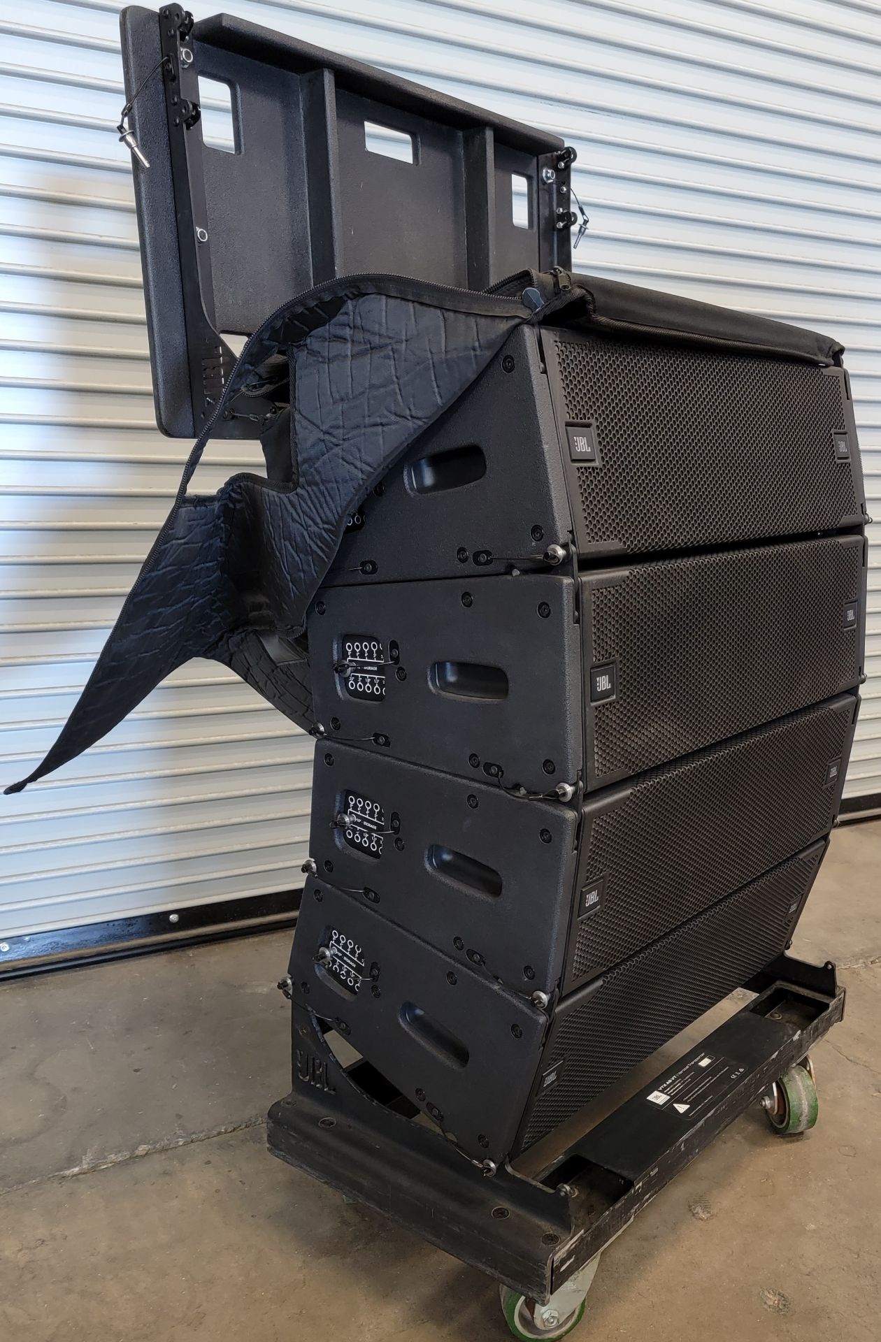 JBL Compact Dual 8" Line Array, Transportation Cart, Soft Cover - Image 3 of 8