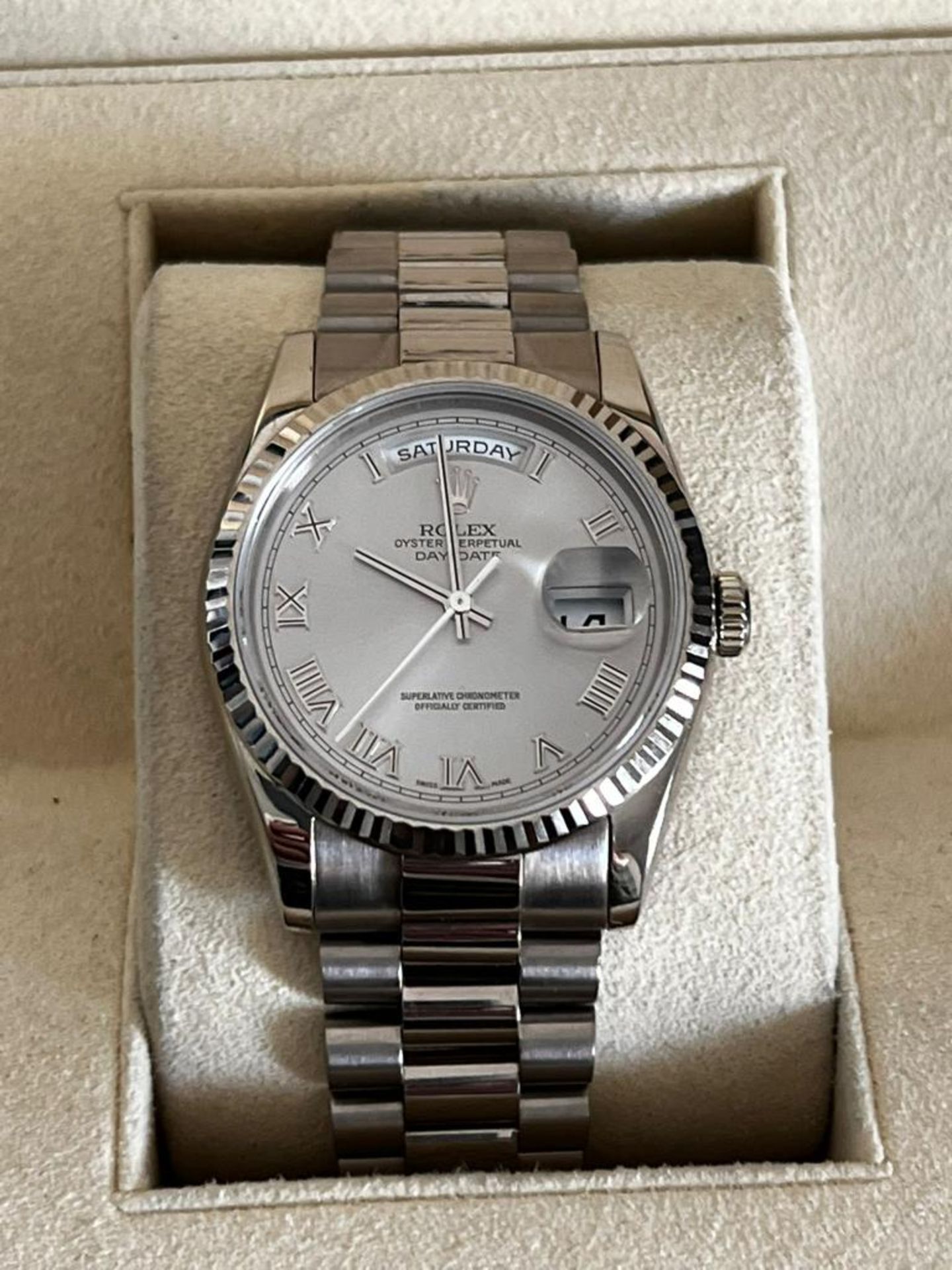 Brand: ROLEX Model (watch) Day-Date 36 Reference number 118239 Automatic charge Material of the