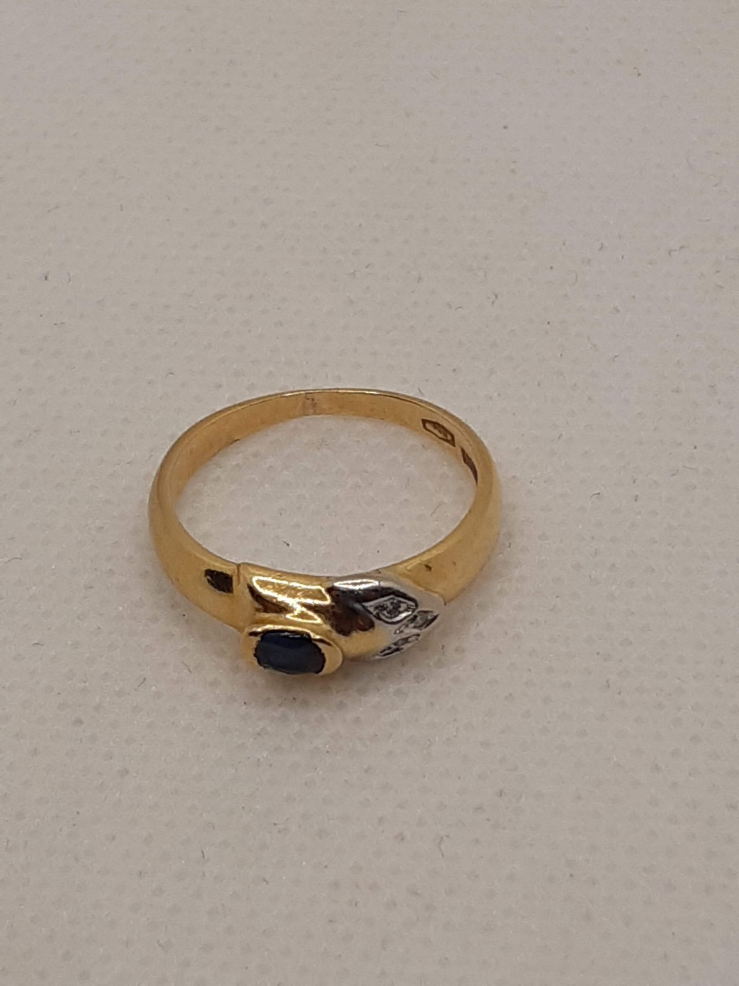 18 CARAT YELLOW GOLD RING WITH 3 LIGHT STITCH AND OVAL -CUT CENTRAL SAPPHIRE - MEASURES 12 - 3.1 - Bild 8 aus 8