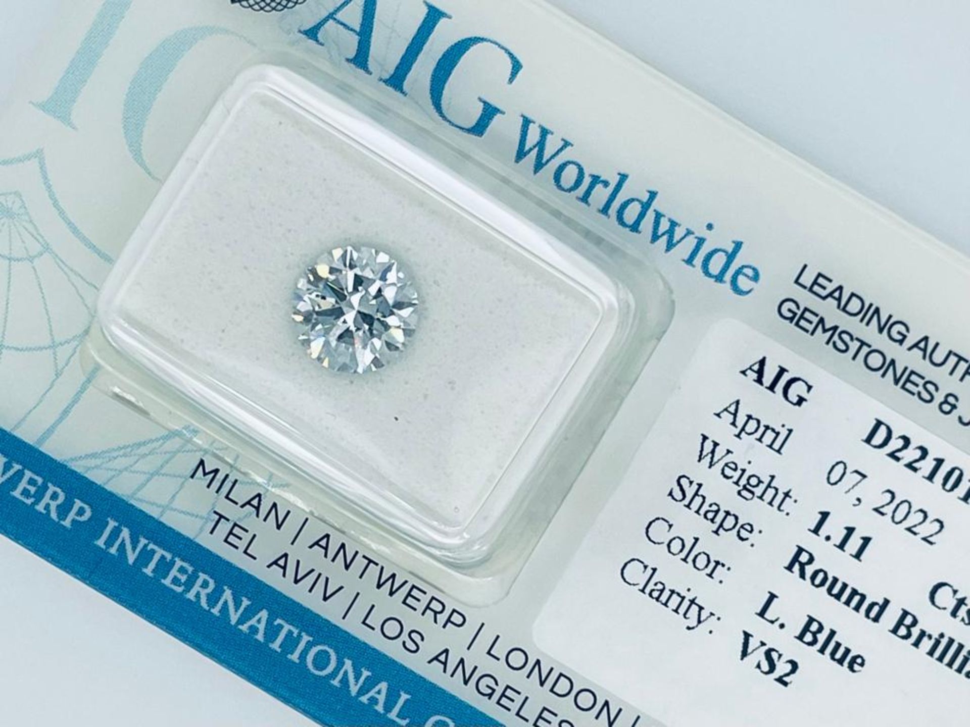 1 LAB GROWN DIAMOND 1,11 CT LIGHT BLUE - VS2 - SHAPE BRILLANT - CERTIFICATION AIG - LG20403 - Bild 3 aus 5