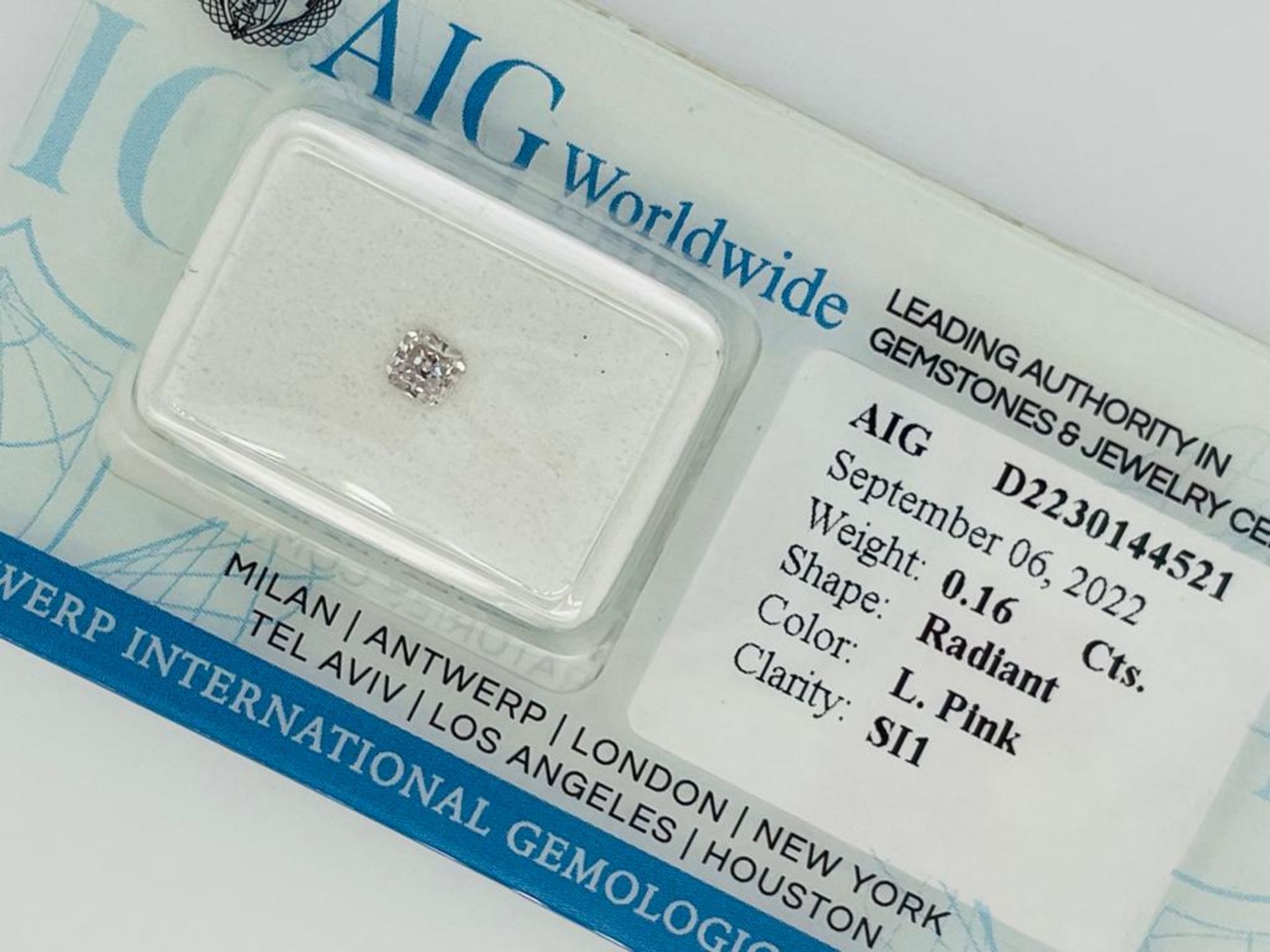 1 DIAMOND 0,16 CT LIGHT PINK - SI1 - SHAPE RADIANT - CERTIFICATION AIG - F20901-35 - Image 3 of 5
