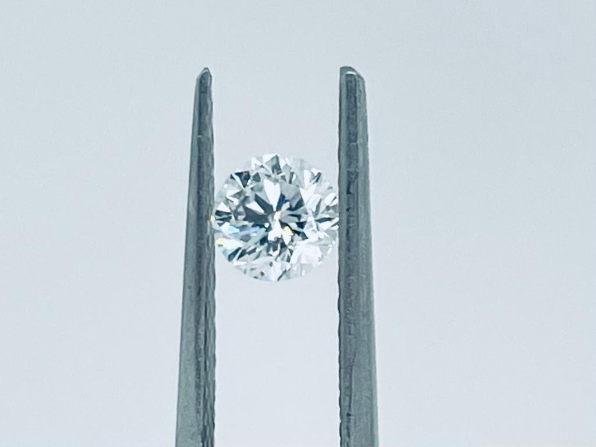 1 DIAMOND 0,56 CT D - SI1 - SHAPE BRILLANT - CERTIFICATION GIA - LG10502 - Image 4 of 6