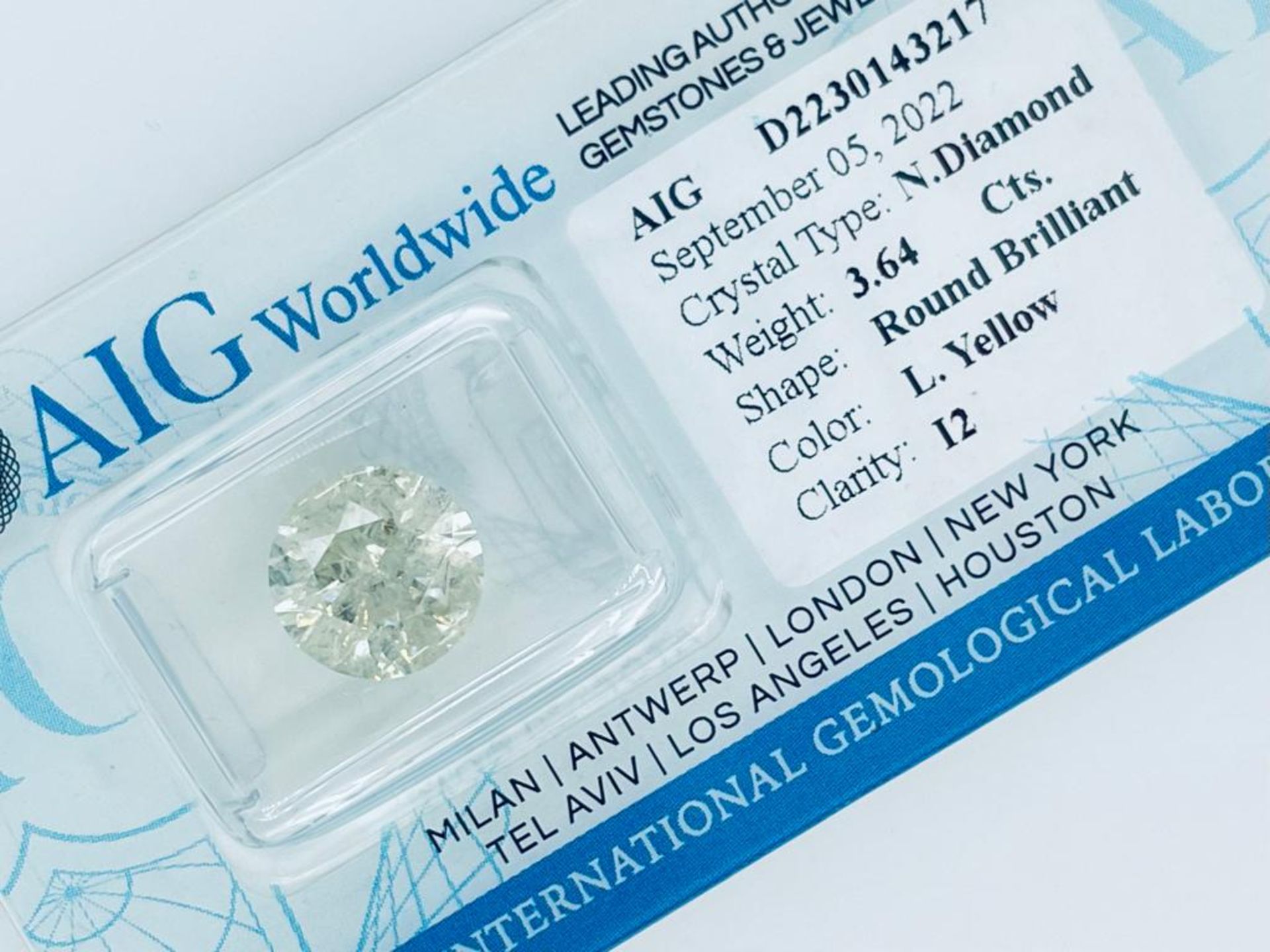 1 DIAMOND 3,64 CT LIGHT YELLOW - I2 - SHAPE BRILLANT - CERTIFICATION AIG - C20902 - Image 5 of 5