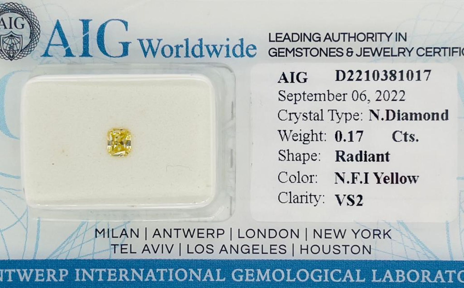 1 DIAMOND 0,17 CT N.F.INTENSE YELLOW - VS2 - SHAPE RADIANT - CERTIFICATION AIG - F20901-16