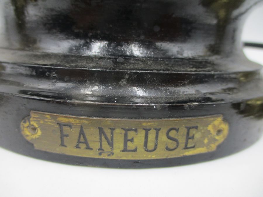 A spelter lamp after Rousseau "Faneuse" along with a pair of brass candlesticks - Image 2 of 8