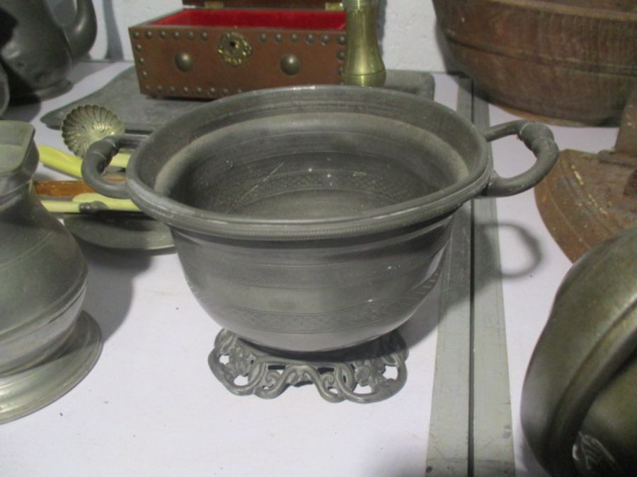 A large collection of Pewter, copper etc. - Image 8 of 13