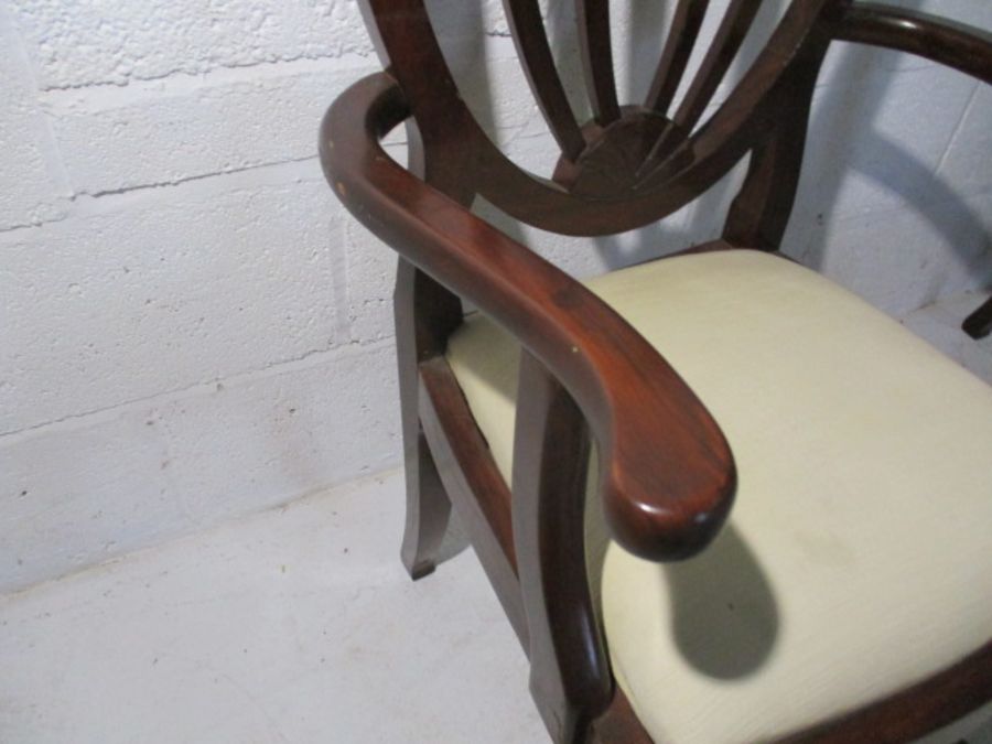 A set of eight shield back dining chairs on cabriole legs, including two carvers - Image 10 of 10