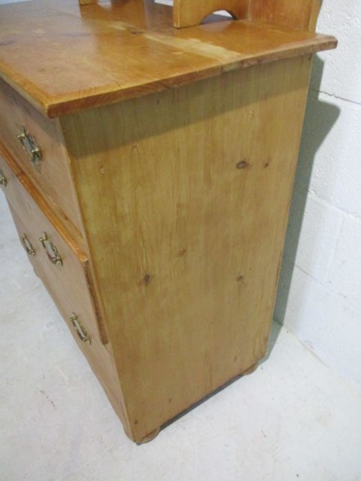An antique satin wood dressing chest with three drawers - Image 4 of 9