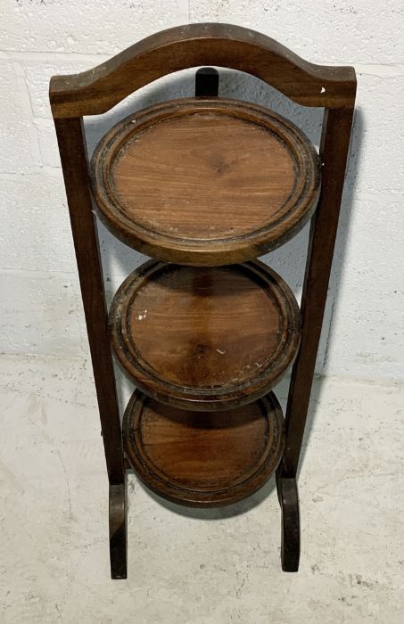 A vintage folding three-tier cake stand - Image 2 of 3