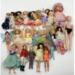 A small quantity of vintage dolls including a number of Hornby dolls