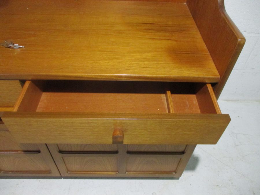 A Nathan display unit with two cupboards under - Image 6 of 11