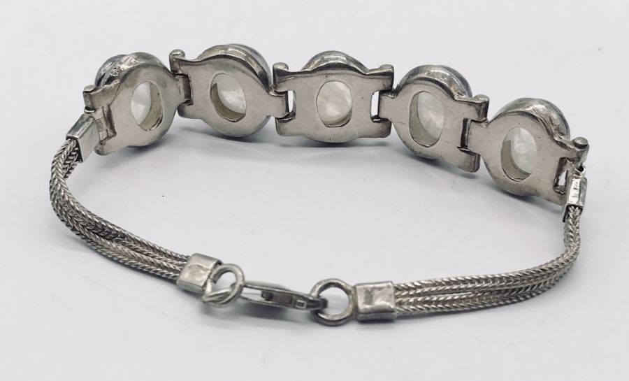 A 925 silver bracelet set with moonstones - Image 3 of 3