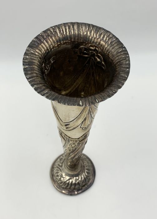 A weighted hallmarked silver trumpet vase with repousse decoration - Image 3 of 3