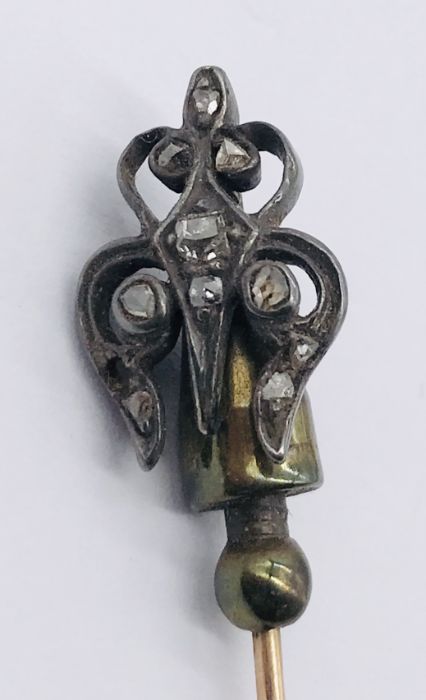 A Georgian tie/cravat pin set with old cut diamonds- case A/F - Image 2 of 3