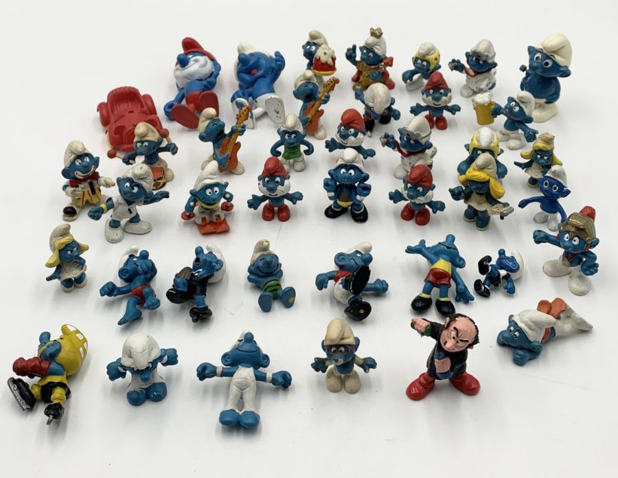 A collection Schleich vintage Smurf figures