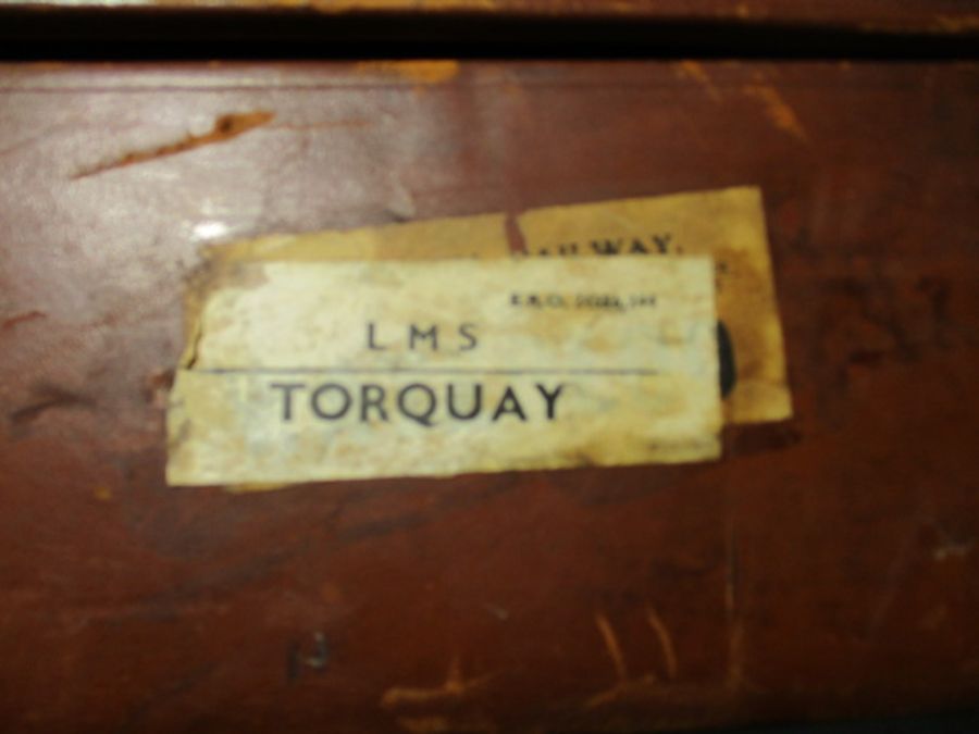 Two vintage luggage trunks - Image 14 of 15