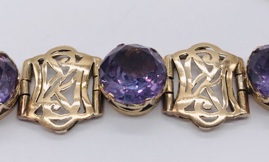 A 14ct gold bracelet set with three amethysts - total weight 12.6g - Image 2 of 3