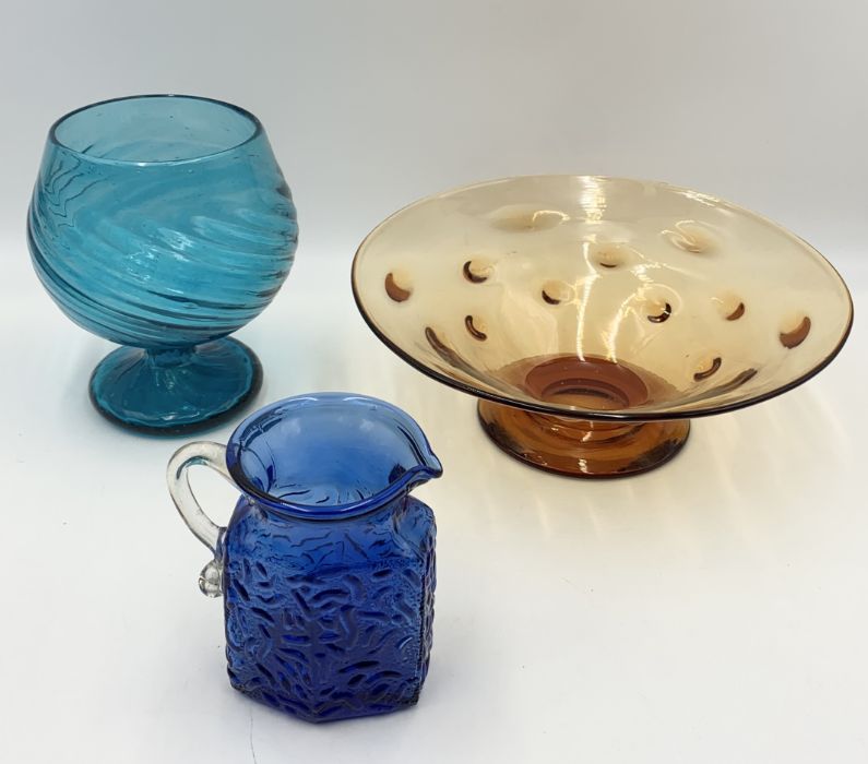 A collection of art glass including Murano and Webb - Image 2 of 5