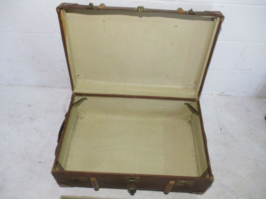 Two vintage luggage trunks - Image 7 of 15