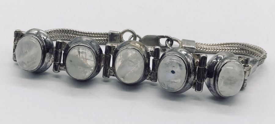 A 925 silver bracelet set with moonstones - Image 2 of 3