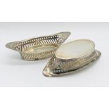 A pair of hallmarked silver sweetmeat dishes, total weight 120.8g