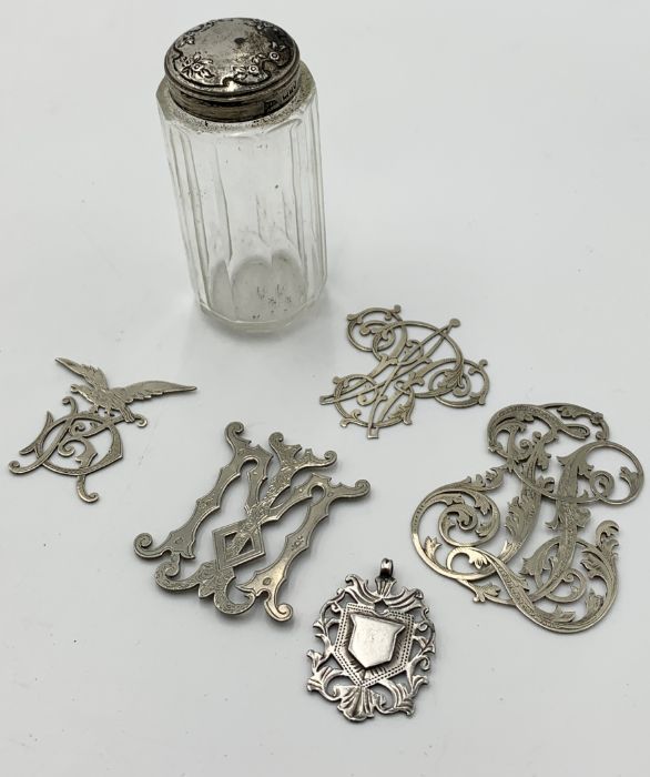 A collection of mainly silver plated items including a jug by Watherston - Pall Mall East awarded at - Bild 6 aus 6