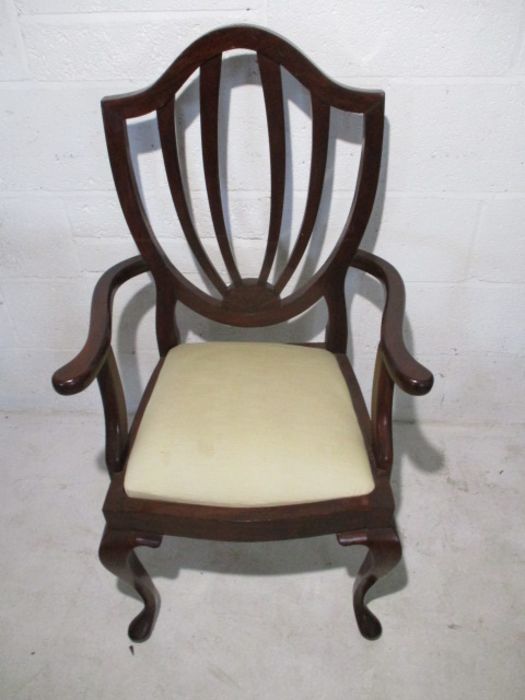 A set of eight shield back dining chairs on cabriole legs, including two carvers - Image 8 of 10