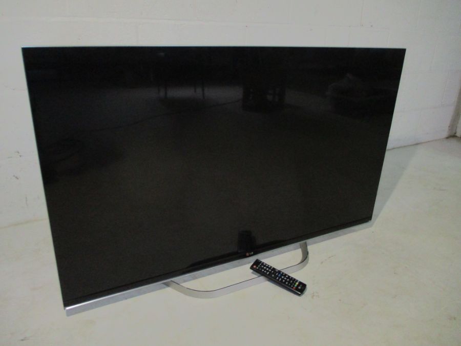 A LG flat screen 48" TV with controller - untested