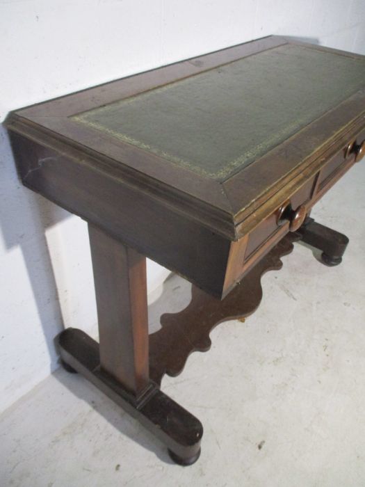 A Victorian centre/writing table with three drawers and leather inset top - Image 3 of 6