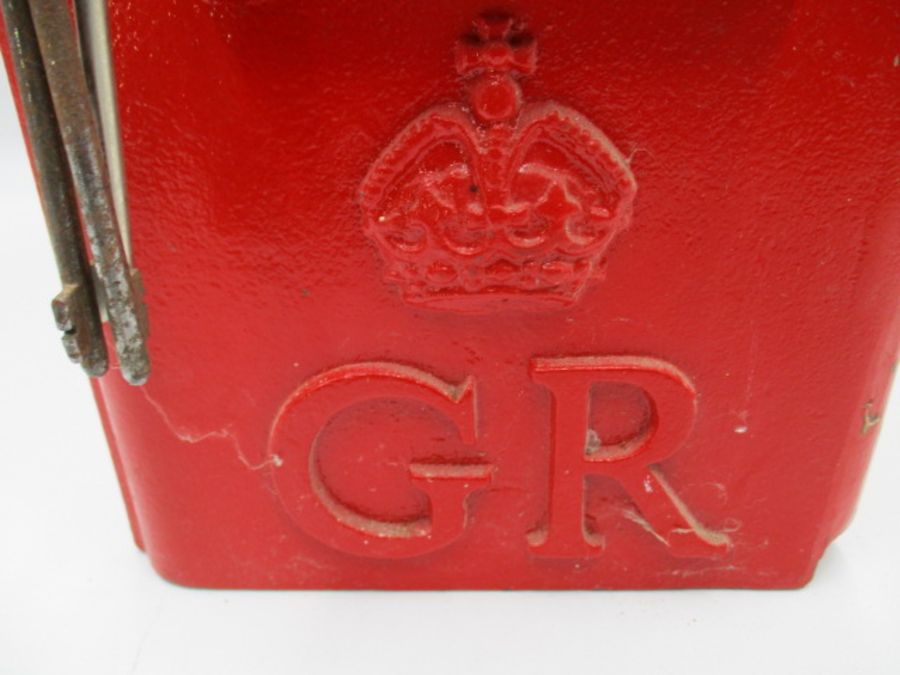 A cast iron Royal Mail letter box/postbox with a dome top and side mount fitments, stamp marked with - Image 5 of 11
