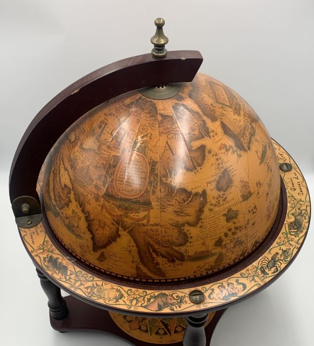 A table top drinks cabinet in the form of a terrestrial globe - Image 2 of 5