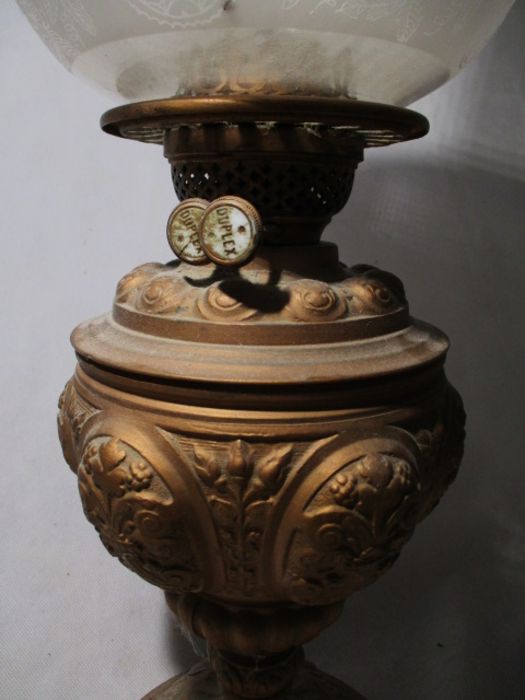 A Victorian oil lamp along with an milk glass urn with lid - Image 3 of 9