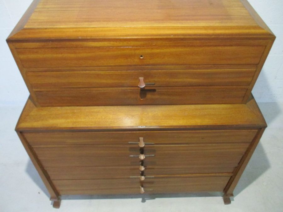 A mid-century two-tier plan chest with eight drawers - Image 5 of 11