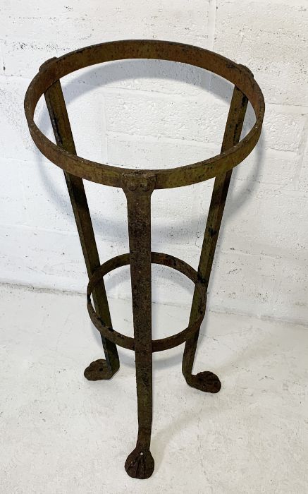 A wrought iron plant stand on tripod legs and formed feet H - Image 2 of 2