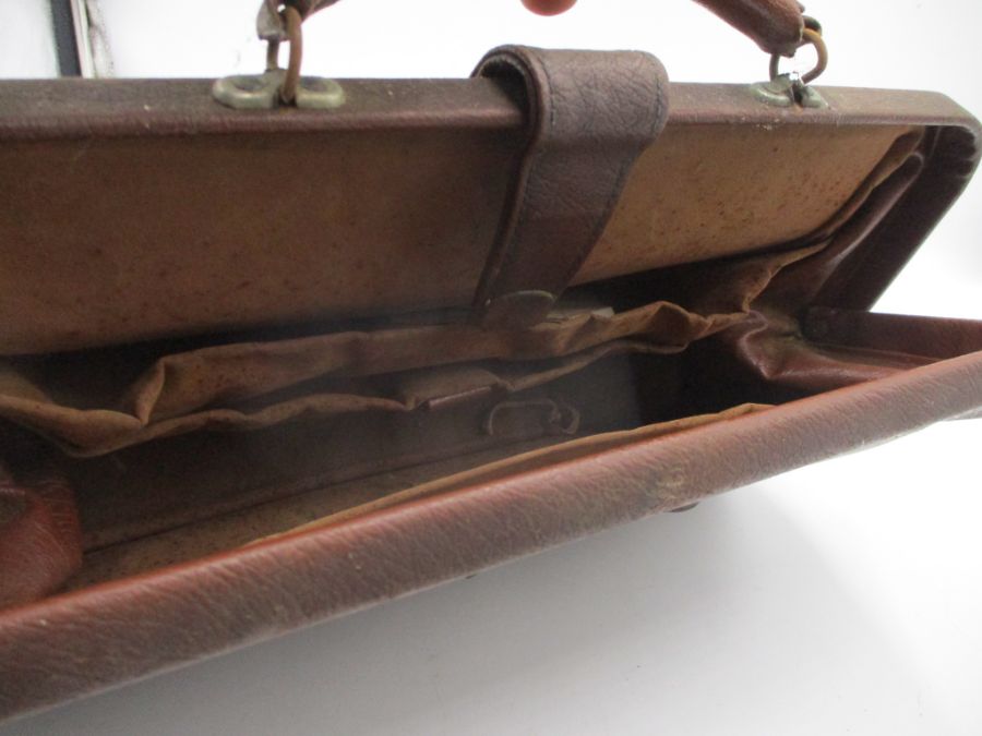 A Victorian mahogany sewing box, Gladstone style bag along with a leather suitcase (A/F) - Image 13 of 14