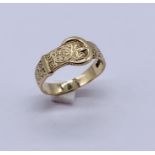 A 9ct gold buckle ring, weight 3.1g