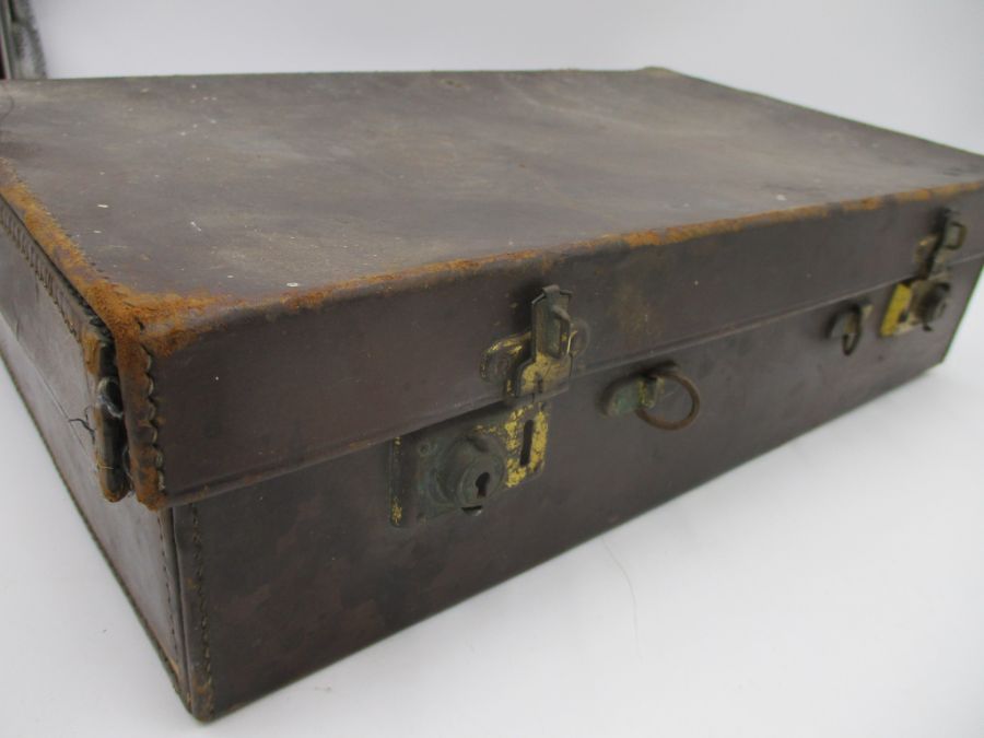 A Victorian mahogany sewing box, Gladstone style bag along with a leather suitcase (A/F) - Image 2 of 14
