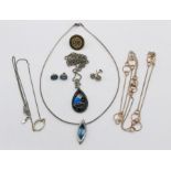 A collection of 925 silver jewellery etc.