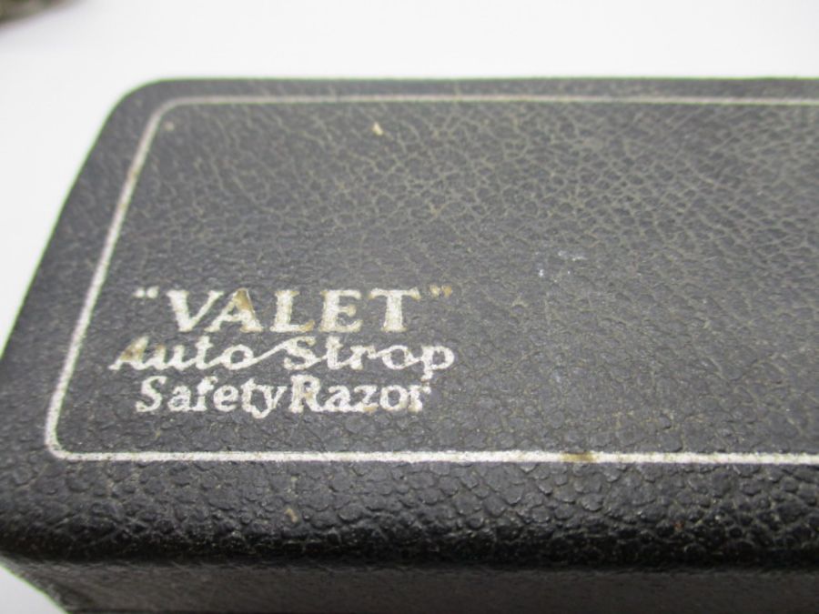 An assortment of vintage items including a boxed Valet auto strop safety razor and accessories, a - Image 10 of 24