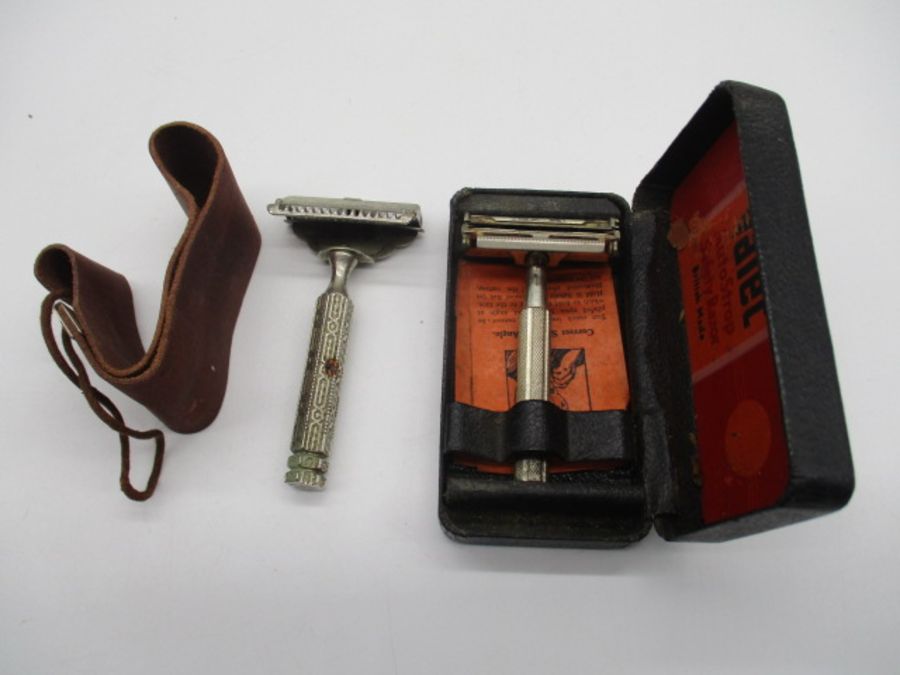 An assortment of vintage items including a boxed Valet auto strop safety razor and accessories, a - Image 8 of 24