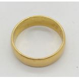 A 22ct gold wedding band, weight 4.7g