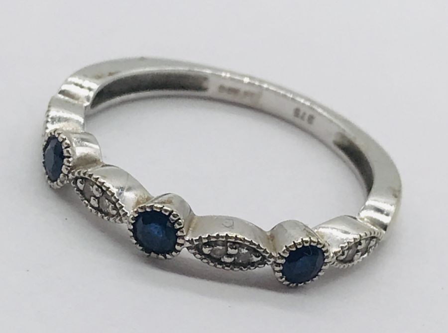 A 9ct white gold sapphire and diamond dress ring - Image 2 of 2