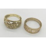 Two 9ct gold rings with pierced decoration, total weight 6.5g