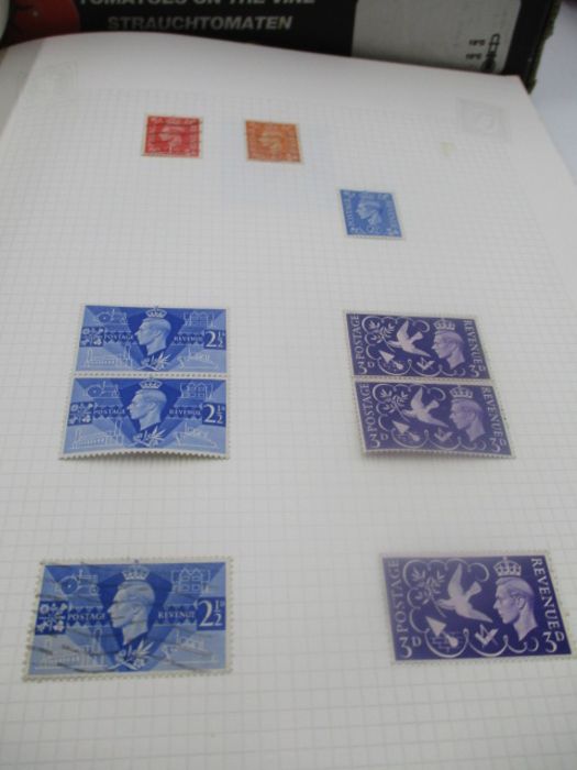 A large collection of UK and world wide loose leaf stamps. Lot also includes some part completed - Image 58 of 146