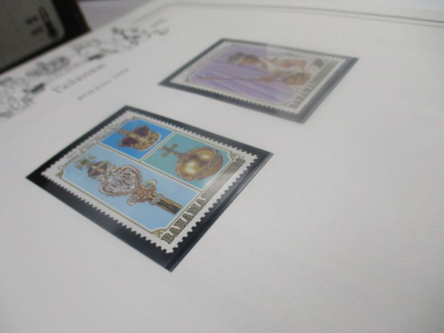 A large collection of UK and world wide loose leaf stamps. Lot also includes some part completed - Image 22 of 146