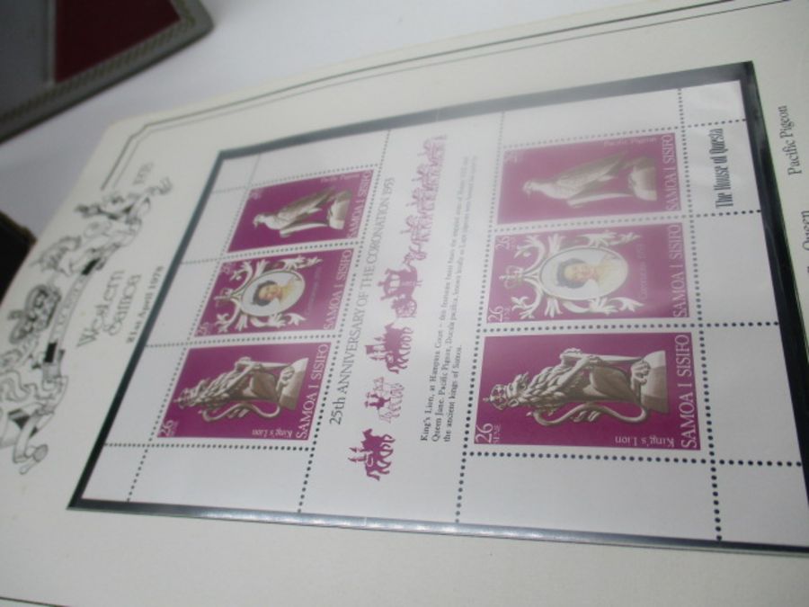 A large collection of UK and world wide loose leaf stamps. Lot also includes some part completed - Image 19 of 146