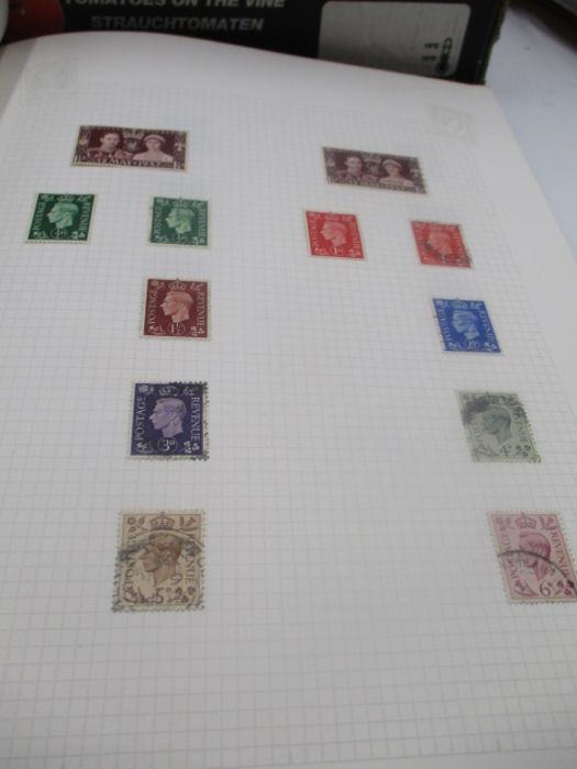 A large collection of UK and world wide loose leaf stamps. Lot also includes some part completed - Image 56 of 146